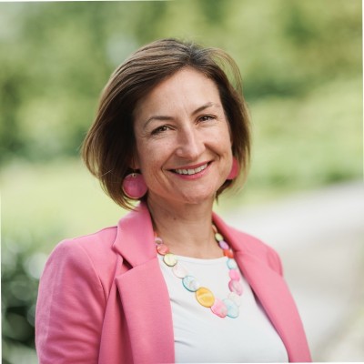 Ms. Saskia Günther